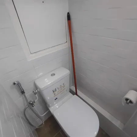 4 Min Walk To Metro, 3 Bedrooms &salon, La Defense Apartment *